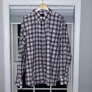 Untuckit Dress Shirt.